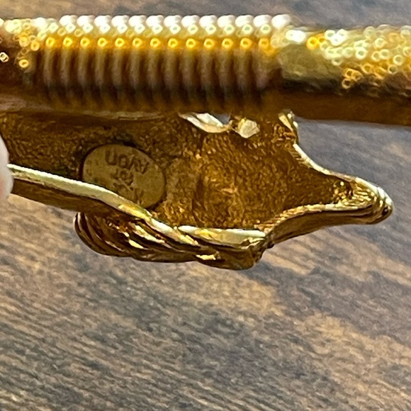 Vintage KJL Kenneth Jay Lane for Avon Gold Ram Bracelet - Picture 5 of 6